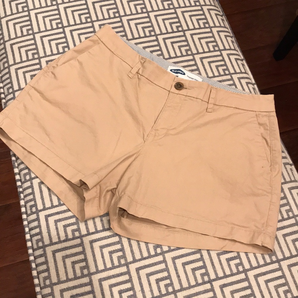 Old Navy Everyday shorts 3” inseam